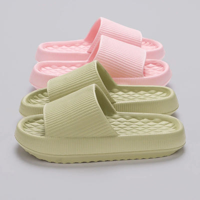 Thick Bottom Cloud Slippers Women Summer 2024 Lightweight Soft Sole Platform Sandals Woman Casual Non-slip Beach Shoes Slides